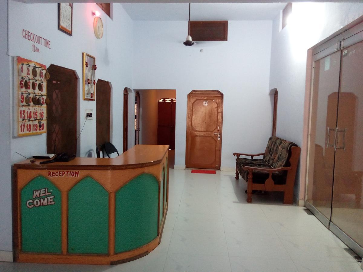 Hotel Shri Mahant Orchha 5 Mint Walking From Ram Raja Temple Exterior foto