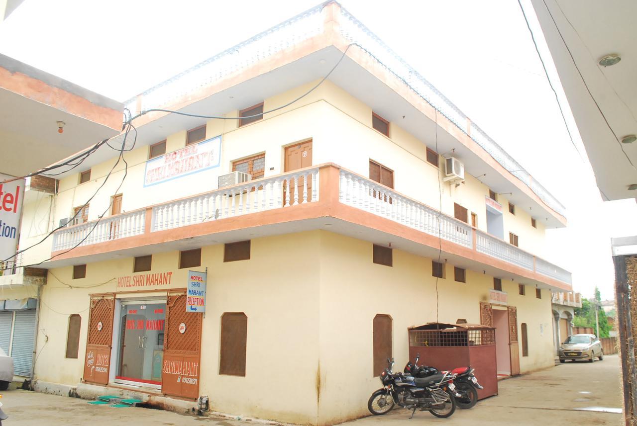 Hotel Shri Mahant Orchha 5 Mint Walking From Ram Raja Temple Exterior foto